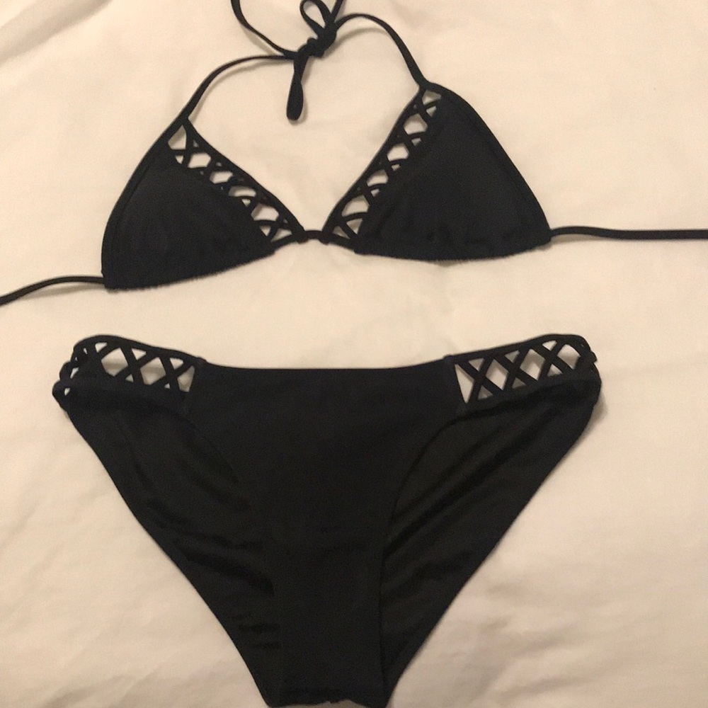 Victoria’s Secret Bikini